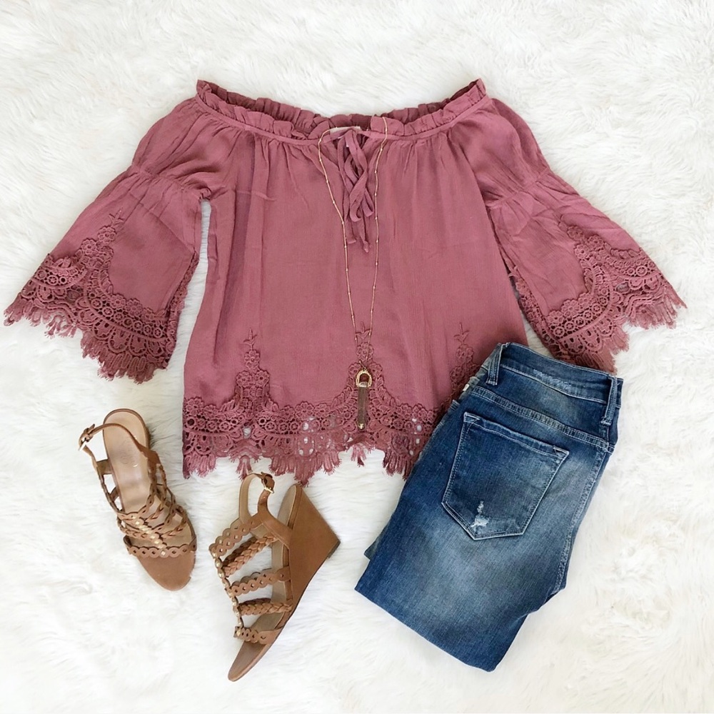 NEW boutique off-shoulder top with lace detailing